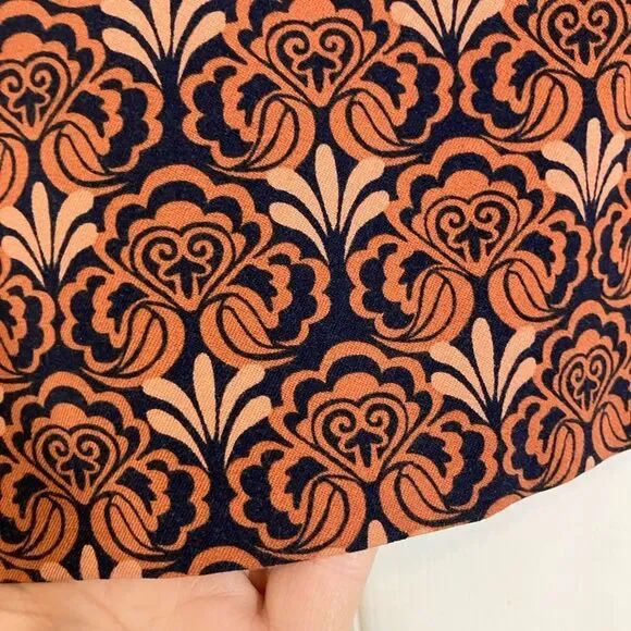 Loft, mini skirt, beautiful pattern, size 0, excellent condition - Picture 2 of 5